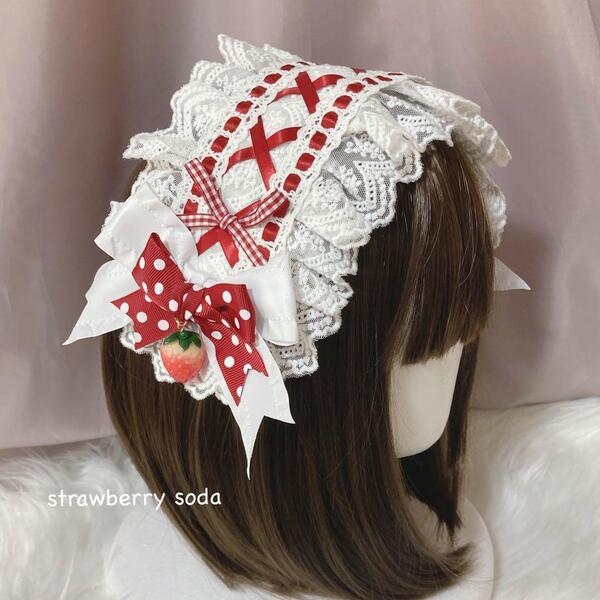 ホワイト レッド リボン ストロベリー レースアップ ヘッドドレス ロリータ 苺 サブカル 姫系 コスプレ コンカフェ ゆめかわいい 原宿系