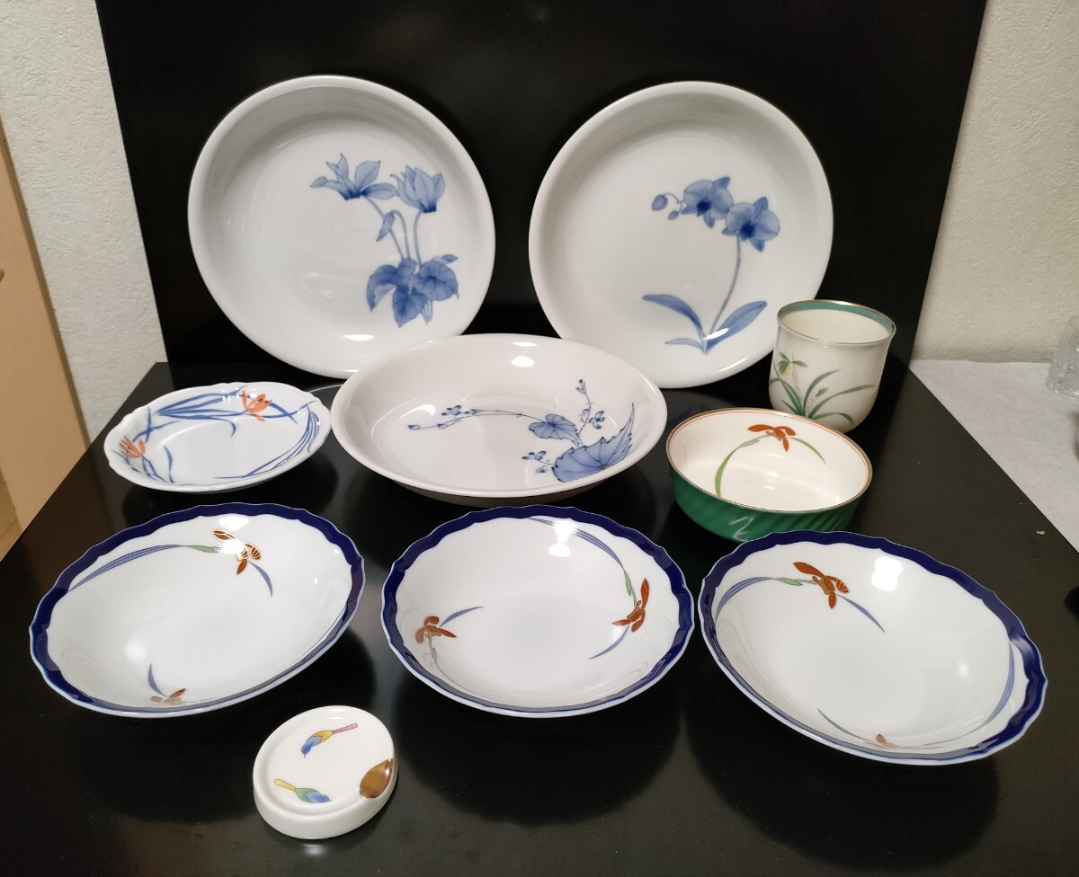 【新品•未使用】 香蘭社　フローレンス　パスタプレート 5枚　フォーク 5本 Yahoo!オークション -「香蘭社 パスタ皿」の落札相場・落札価格