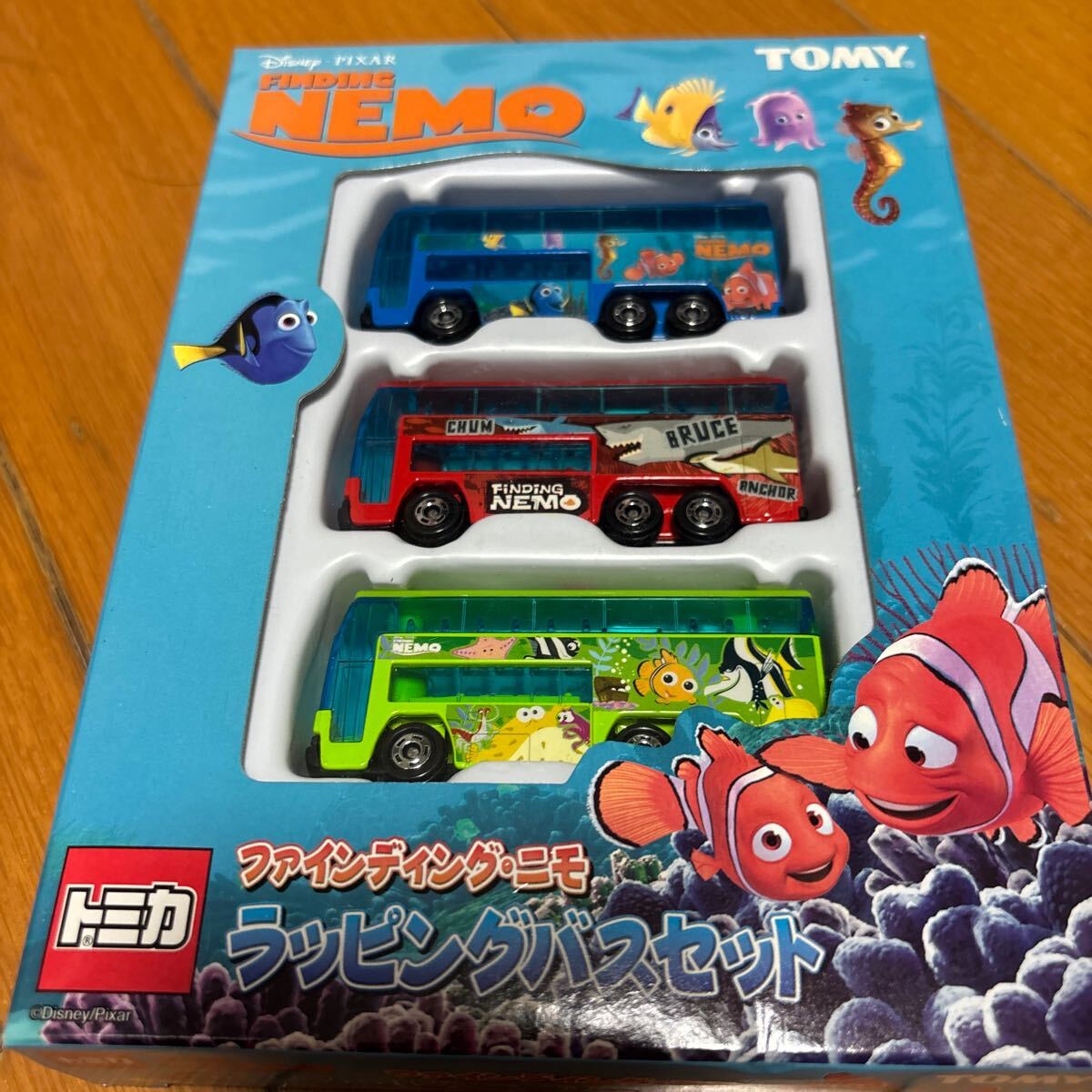 ディズニー ミニカー バス セット トミカ