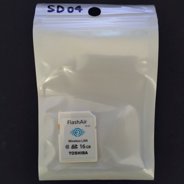 SD04 SDカード TOSIBA FlashAir 16GB SDHC Wireless LAN W-02