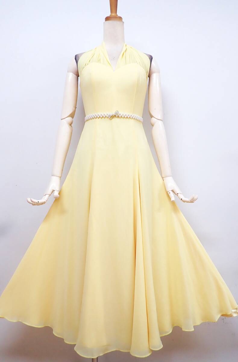 B1210★【パスタイム】日本製★黄緑/スワロ/スタンダードドレス☆社交ダンス B1210☆【パスタイム】日本製☆黄緑/スワロ/スタンダードドレス