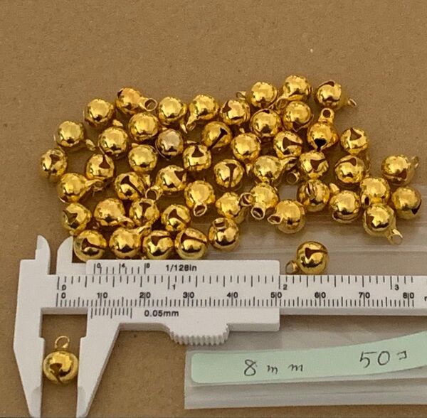 鈴 パーツ 50個 8mm ゴールド ちりめん細工 キーホルダー ハンドメイド材料