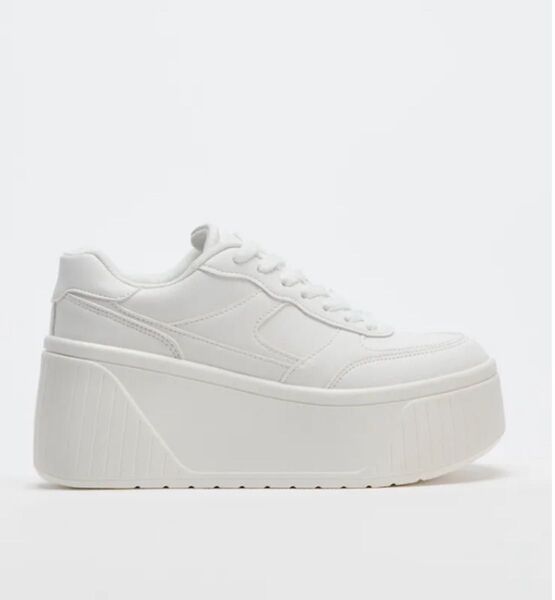 ZARA フラットフォームスニーカー