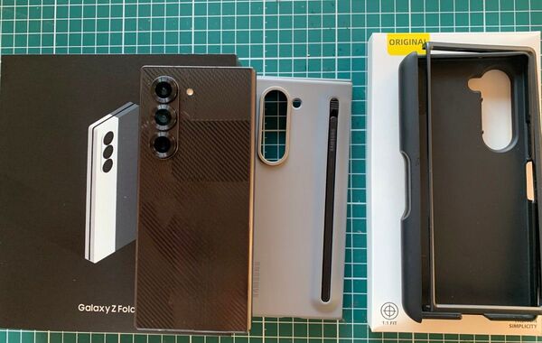 美品 Galaxy Z Fold6 クラフテッドブラック 12GB 256GB 国内版 純正Sペンケース付き