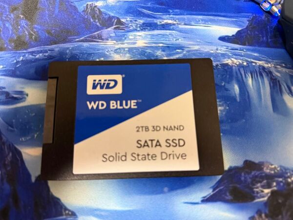 WD Blue 3D NAND SSD 2TB 2.5インチ