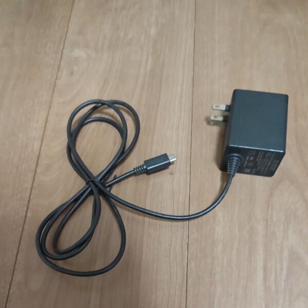 純正品 Nintendo Switch ACアダプター