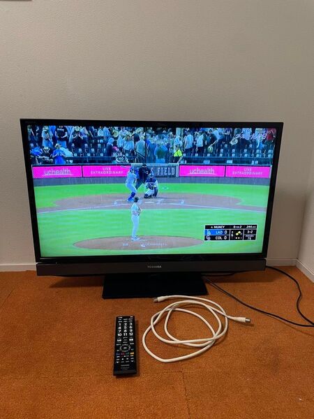 TOSHIBA 32インチ 液晶テレビ 32V型地上/BS/110度CSデジタル