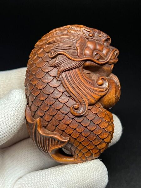 中国古美術 黄楊木 本物拓植 魚化龍 根付け 細工彫 縁起物 お守り 手持物