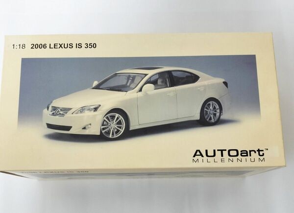1/18 AUToart オートアート LEXUS レクサス IS350 ホワイト ミニカー