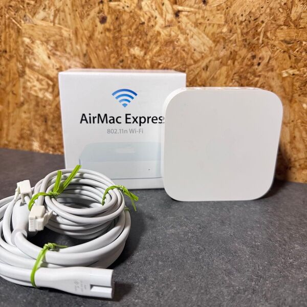 Apple AirMac Express MC414J/A 802.11n