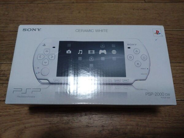 SONY プレイステーションポータブル セラミック・ホワイト PSP-2000CW PSP