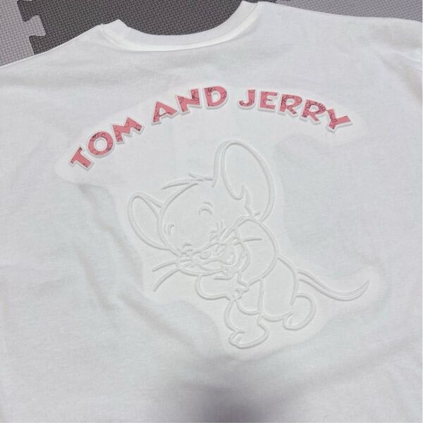 トムとジェリー 半袖Tシャツ エンボス加工 バックプリント ホワイト
