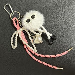 じゃらじゃらキーホルダー もけもけ ホワイト パラコード バッグチャーム