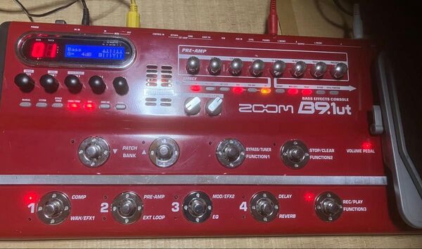 ZOOM B9.1ut ベースマルチエフェクター