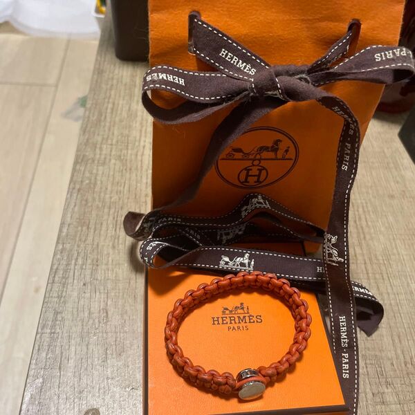 最終価格正規品HERMES 国内未発売色 HERMESカラー革編込ブレスレット