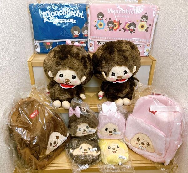 モンチッチ ぬいぐるみ巾着 全4種 & 保温保冷バッグ 全2種 & ぬいぐるみリュック 全2種 & BIGぬいぐるみ 全2種