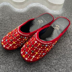 ビーズ刺繍 シューズ レッド スリッパ