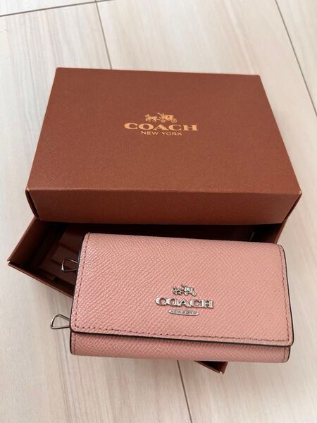 COACH コーチ キーケース ピンク レザー
