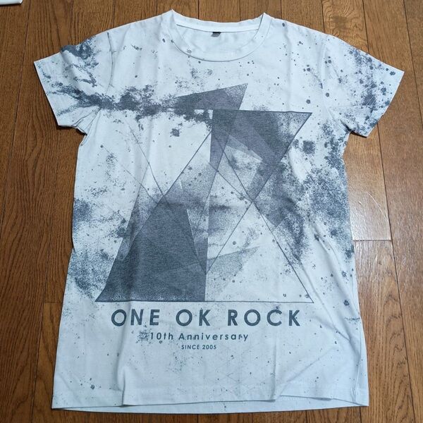 ONE OK ROCK 10th anniversary Tシャツ Sサイズ