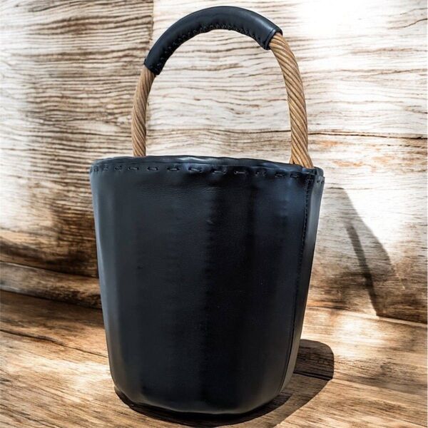 THE bagmati バグマティ レザー バスケットバッグ 黒内布付き