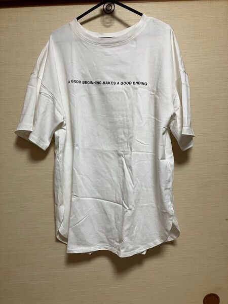 GU オーバーサイズロゴTシャツ ロング丈 カットソー ホワイト 白 チュニック
