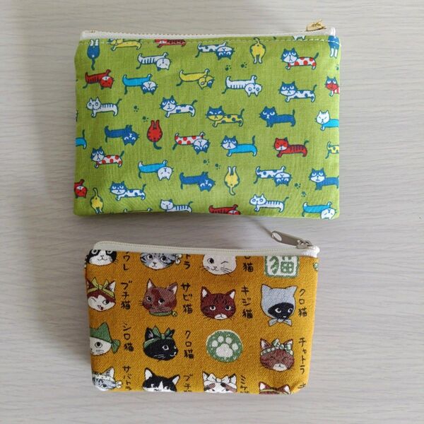【お値打ち】 ポーチ 小物入れ コインケース 小銭入れ カード入れ 猫 猫柄 グリーン マスタード 2点 セット