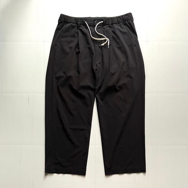【美品】BEAMS HEART ビームス ワイドイージーテーパードパンツ ワイドスラックス ブラック L タックパンツ