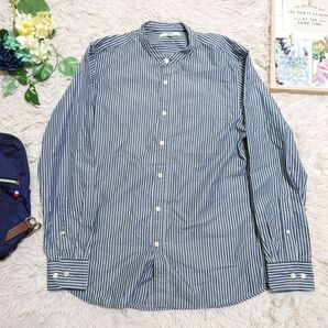 【美品】ユニクロ UNIQLO ノーカラーシャツ ブラウス(M)白 グレー ストライプ 長袖 コットン100