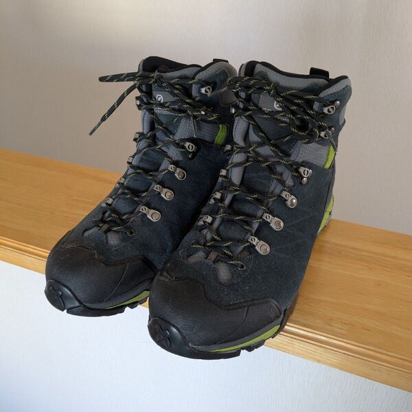 スカルパ ZG TREK GTX EU44 28cm 登山靴 トレッキング SCARPA GORE-TEX