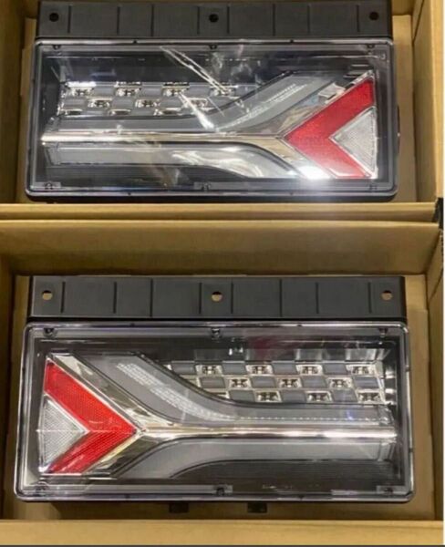 新品☆小糸テール2連タイプ流鏑馬やぶさめシーケンシャルスモークVer 1台分 LEDテールランプ 小糸