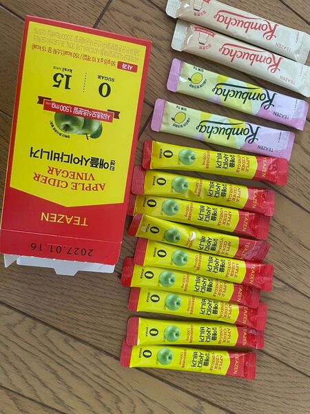 TEAZEN コンブチャ&アップルサイダー