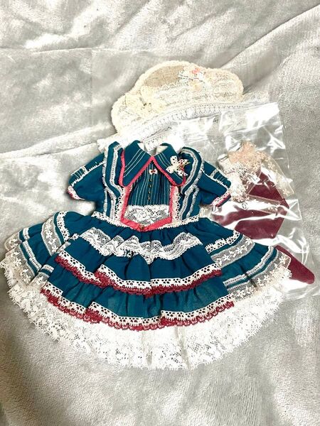 rosenlied Holiday's child Limited付属アウトフィット服 休日子