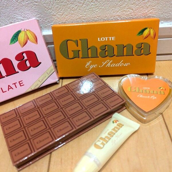 Ghana ロッテ チョコレート アイシャドウパレット ミルク ホワイト ブラック ロースト リップ チーク リップカラー