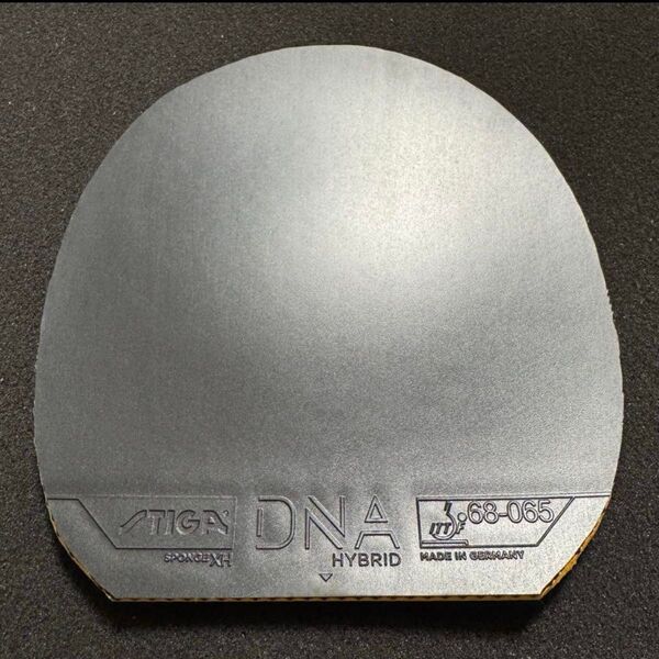 美品 卓球 DNAハイブリッドXH MAX 2.2mm 黒 STIGA スティガ