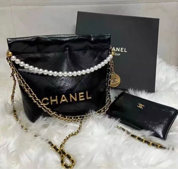 CHANEL ノベルティ ショルダーバッグ VIPギフト ポーチ付き 箱付き