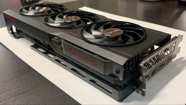 SAPPHIRE PULSE Radeon RX 7900 XT GAMING OC 20GB GDDR6