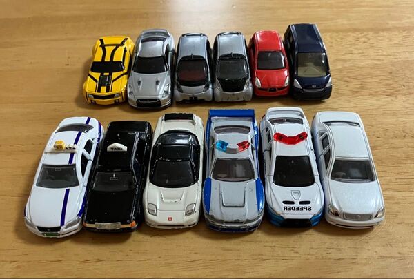 トミカ ミニカー 12台 まとめ売り セルシオ スカイラインGT-R ランサー クラウンタクシー ムーヴ他