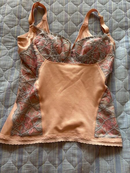 マルコ 補正下着 カーヴィシャスカレス 体型補整 B70 1/2カップ ロングブラジャー