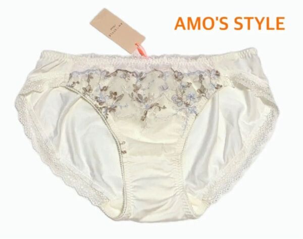 トリンプ AMO'S STYLE ブルーミングブーケレギュラーショーツ M ホワイト 定価1,760円【ラスト1点のみ☆☆】