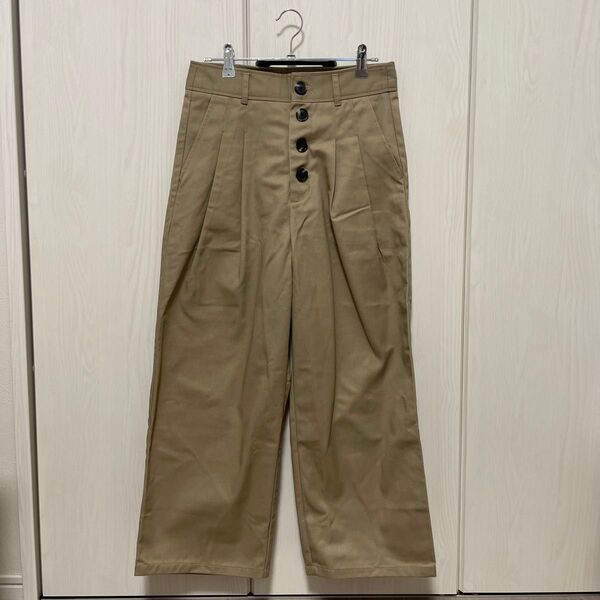 裾上げあり GU チノワイドパンツ ベージュ Lサイズ
