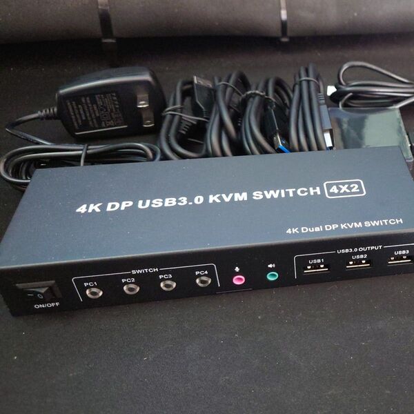 4 In 1 Out 切替器 Dual 4K DP USB3.0 PC KVM スイッチ