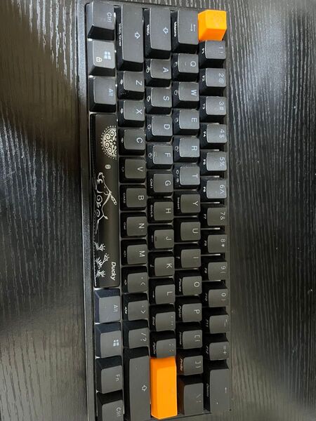 Ducky メカニカルキーボード