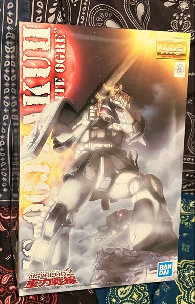 MG 1/100 MS-06J ザク Ver.2.0 ホワイトオーガー