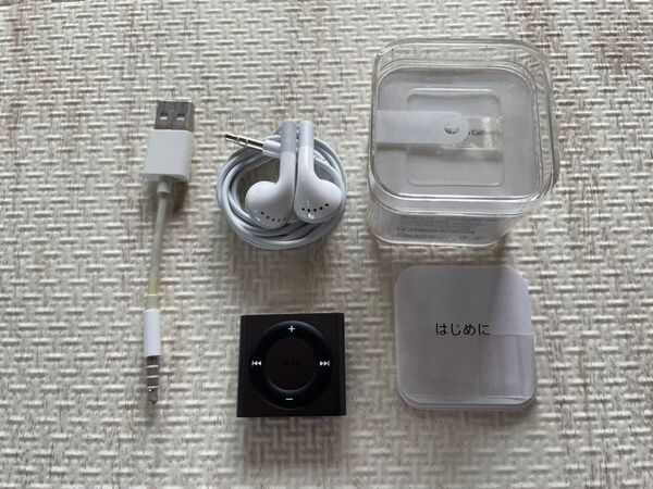 Apple iPod shuffle MKMJ2J/A 2GB スペースグレイ 第4世代 美品 充電ケーブル付 イヤホン未使用