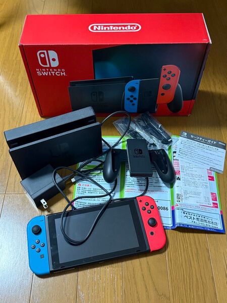 Nintendo Switch 2020年製 Joy-Con (L)ネオンブルー/(R)ネオンレッド