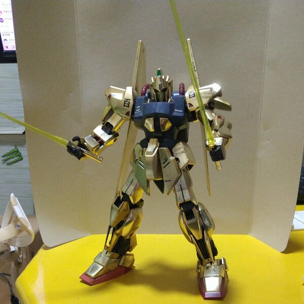 MSN-00100 百式 (1/100スケール MG Zガンダム 機動戦士Zガンダム 0100584)