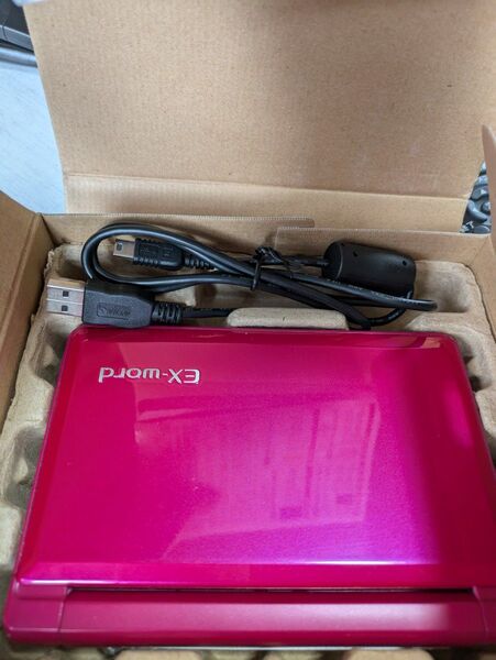 CASIO EX-word DATAPLUS 7 XD-U7300 電子辞書ジャック品? ピンク