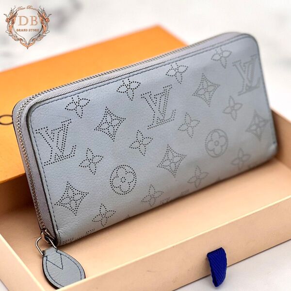 ルイヴィトン マヒナ ジッピーウォレット スカイブルー 長財布 レッド 札入 Louis Vuitton レディース 財布 青