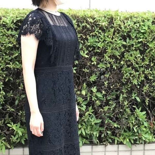 新品タグ付き ルルウィルビー ラッセルレース切替スカラップワンピース 上品 キレイめ 美シルエット 大人ワンピ 日本製 黒 1
