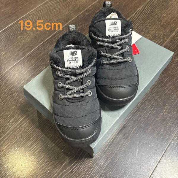 ニューバランス ブラック モコモコスニーカー 19.5cm YHMOCBLK